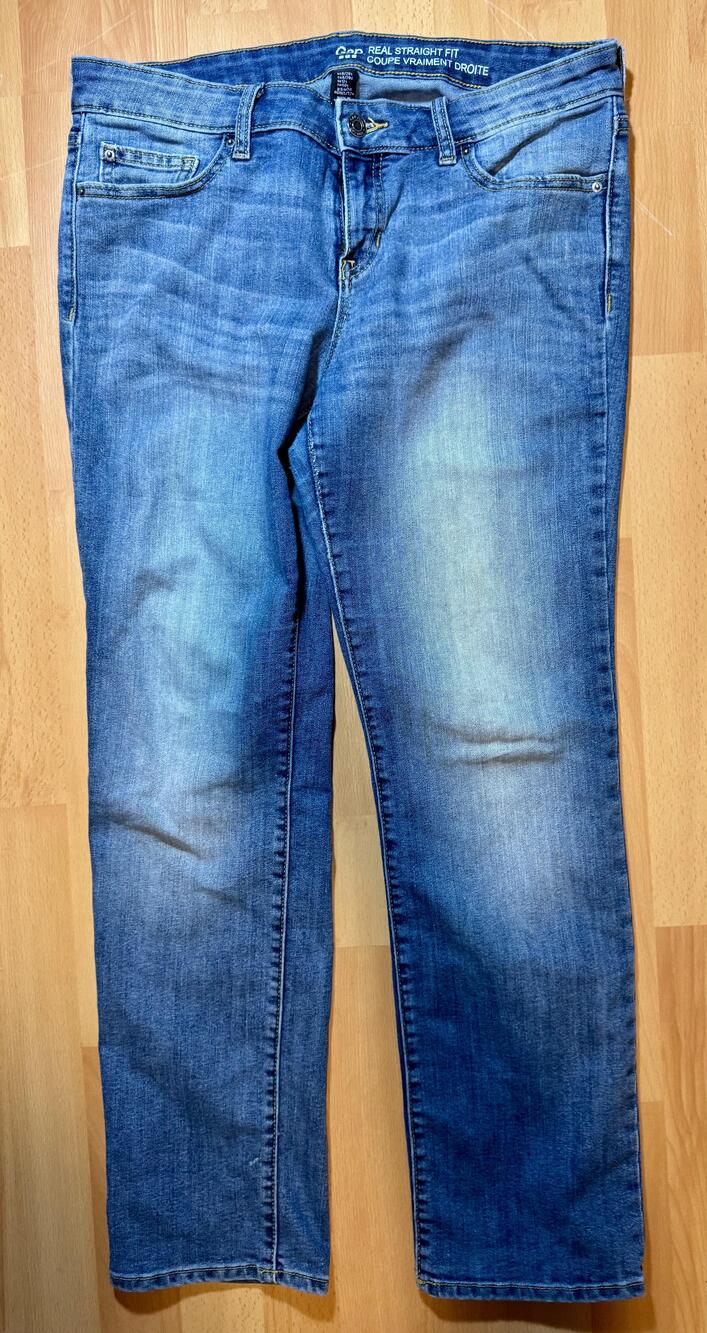 Gap Jeans Womens 8 Blue Real Straight Fit Denim 29S Mid Rise Classic Wash Pants